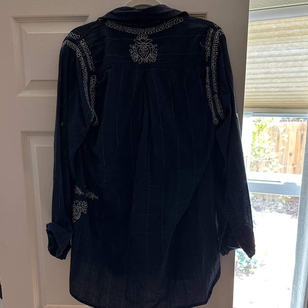 Subtle Luxury Navy Shirt with White Embroidery - Picture 4 of 5